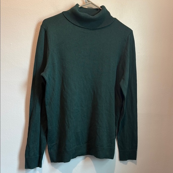 Amazon Essentials Large Emerald Green Turtleneck Sweater - Picture 6 of 10